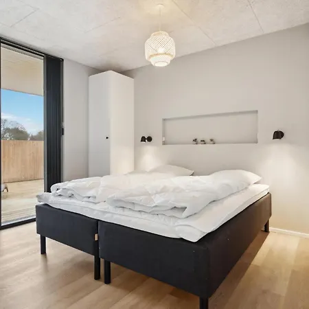 Feriehus Stunning In With Sauna